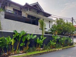 5 Bedroom House for sale in Jakarta Barat, Jakarta, Kembangan, Jakarta Barat