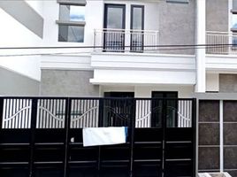 4 Habitación Villa en venta en Mulyorejo, East Jawa, Mulyorejo