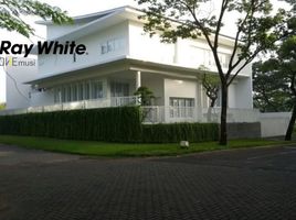 4 Bedroom House for sale in Lakarsantri, Surabaya, Lakarsantri