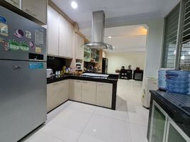 6 Bedroom House for sale in Penjaringan, Jakarta Utara, Penjaringan