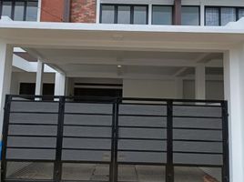 3 Kamar Vila for sale in Pamulang, Tangerang, Pamulang