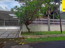 4 Kamar Rumah for sale in Wonocolo, Surabaya, Wonocolo