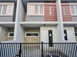 2 Bedroom House for sale in Dukuhpakis, Surabaya, Dukuhpakis