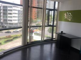 120 SqM Office for sale in Basilica of the National Vow, Quito, Quito, Quito