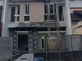 4 Schlafzimmer Villa zu verkaufen in Gunung Anyar, East Jawa, Gunung Anyar