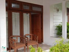 Villa 4 chambre à vendre à Cicadas, West Jawa, Cicadas