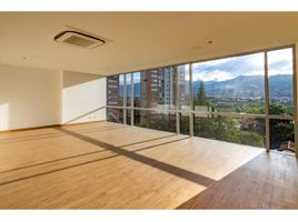 50 m² Office for sale in Parque de los Pies Descalzos, Medellín, Medellín