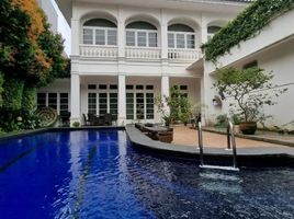 5 Bedroom House for sale in Cilandak Town Square, Cilandak, Pesanggrahan