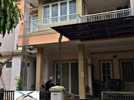 4 Bedroom House for sale in Wonocolo, Surabaya, Wonocolo