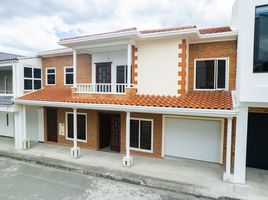 3 Habitación Villa en venta en Loja, Loja, Loja, Loja