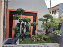 4 Schlafzimmer Villa zu verkaufen in Tambaksari, East Jawa, Tambaksari