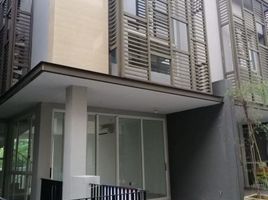 4 Bedroom Villa for sale in Lakarsantri, East Jawa, Lakarsantri, Surabaya, East Jawa, Indonesia