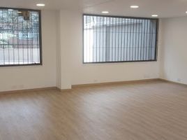 323 SqM Office for sale in Bogota, Cundinamarca, Bogota