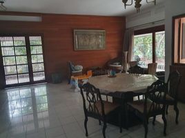 5 Bedroom Villa for sale in Ciputat, Tangerang, Ciputat