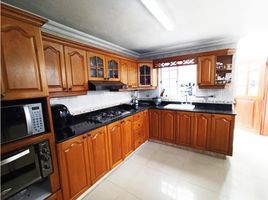 4 Habitación Villa en venta en Centro Comercial Unicentro Medellin, Medellín, Medellín