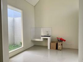 2 Schlafzimmer Haus zu verkaufen in Lakarsantri, East Jawa, Lakarsantri