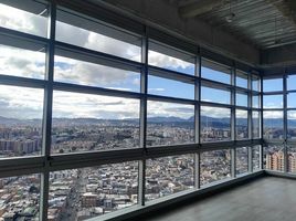 146 m² Office for rent in Colombia, La Calera, Cundinamarca, Colombia