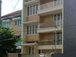 8 Kamar Vila for sale in Tegal Sari, Surabaya, Tegal Sari