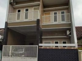 5 Habitación Villa en venta en Lakarsantri, East Jawa, Lakarsantri