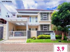 6 Bedroom Villa for sale in Dau, Malang Regency, Dau