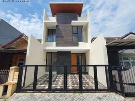 3 Schlafzimmer Villa zu verkaufen in Rungkut, East Jawa, Rungkut