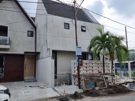 3 Habitación Casa en venta en Tenggilis Mejoyo, East Jawa, Tenggilis Mejoyo