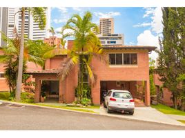 4 Bedroom Villa for sale in Bare Foot Park (Parque de los Pies Descalzos), Medellin, Medellin