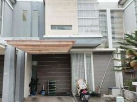 3 Bedroom House for sale in Gunung Anyar, Surabaya, Gunung Anyar