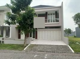 5 Bedroom House for sale in Surabaya, East Jawa, Lakarsantri, Surabaya