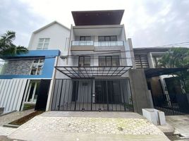 Villa 4 chambre à vendre à Mulyorejo, East Jawa, Mulyorejo