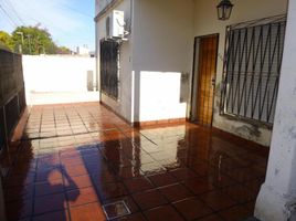 2 Bedroom House for sale in General Sarmiento, Buenos Aires, General Sarmiento