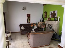 3 Bedroom House for sale in General Sarmiento, Buenos Aires, General Sarmiento