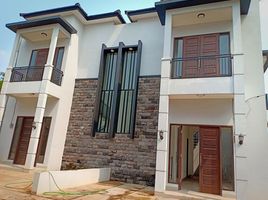 4 Kamar Rumah for sale in Pondokgede, Bekasi, Pondokgede