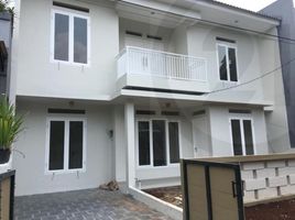 5 Bedroom Villa for sale in Ciputat, Tangerang, Ciputat