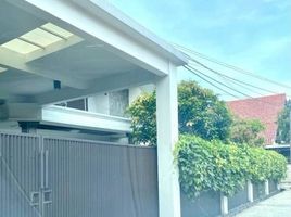 5 Kamar Rumah for sale in Margacinta, Bandung, Margacinta