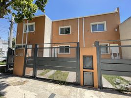 2 Bedroom House for sale in Tigre, Buenos Aires, Tigre