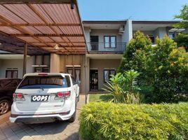 4 Bedroom House for sale in Cimahi Tengah, West Jawa, Cimahi Tengah