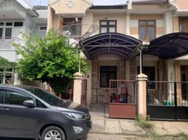 4 Bedroom House for sale in Gayungan, Surabaya, Gayungan