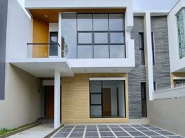 5 Bedroom Villa for sale in 23 Paskal Shopping Center, Andir, Cimahi Utara