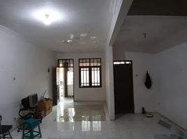 3 Habitación Casa en venta en Wiyung, East Jawa, Wiyung
