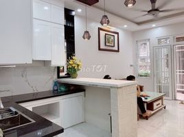 3 Habitación Casa en venta en Dong Da, Hanoi, Nga Tu So, Dong Da