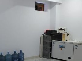 4 Kamar Rumah for sale in Jakarta Barat, Jakarta, Cengkareng, Jakarta Barat