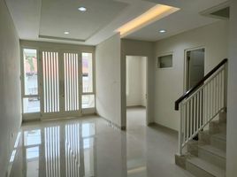 3 Habitación Villa en venta en Kenjeran, East Jawa, Kenjeran
