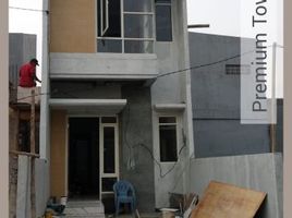 Maison 3 chambre à vendre à Gunung Anyar, East Jawa, Gunung Anyar