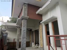 4 Bedroom House for sale in Wonokromo, Surabaya, Wonokromo