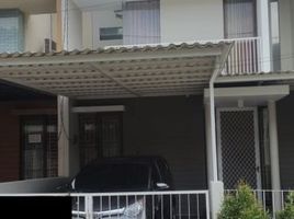 4 Bedroom House for sale in Kenjeran, Surabaya, Kenjeran