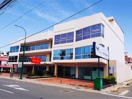 110 SqM Office for sale in Manta, Manabi, Manta, Manta