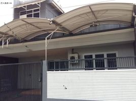 2 Bedroom House for sale in Dukuhpakis, Surabaya, Dukuhpakis