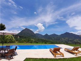 4 Bedroom Villa for sale in Bare Foot Park (Parque de los Pies Descalzos), Medellin, Medellin