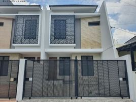 3 Schlafzimmer Villa zu verkaufen in Rungkut, East Jawa, Rungkut